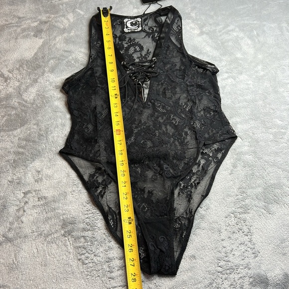 NWT Killstar Desert Rose Lace Bodysuit Black Size Medium - Picture 11 of 11